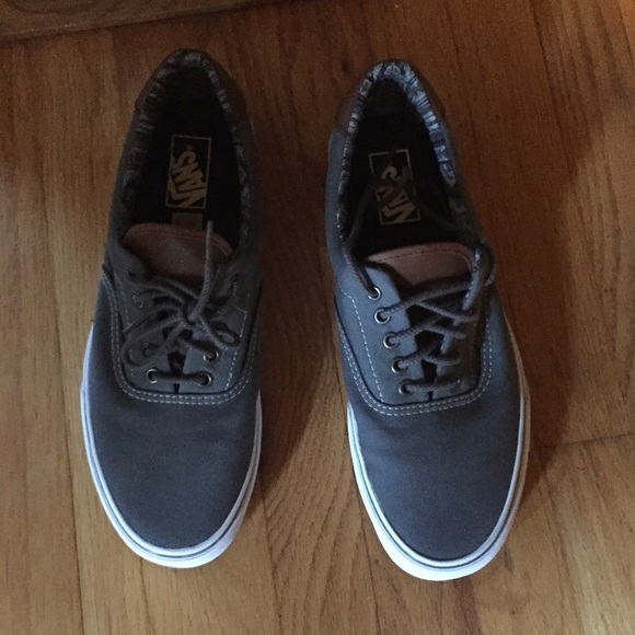 Nike Lupinek Flyknit Low Shoes Size 11 Black Nike Sneakers Nike Lupinek Flyknit Low Shoes Size 11 Black Nike Sneakers